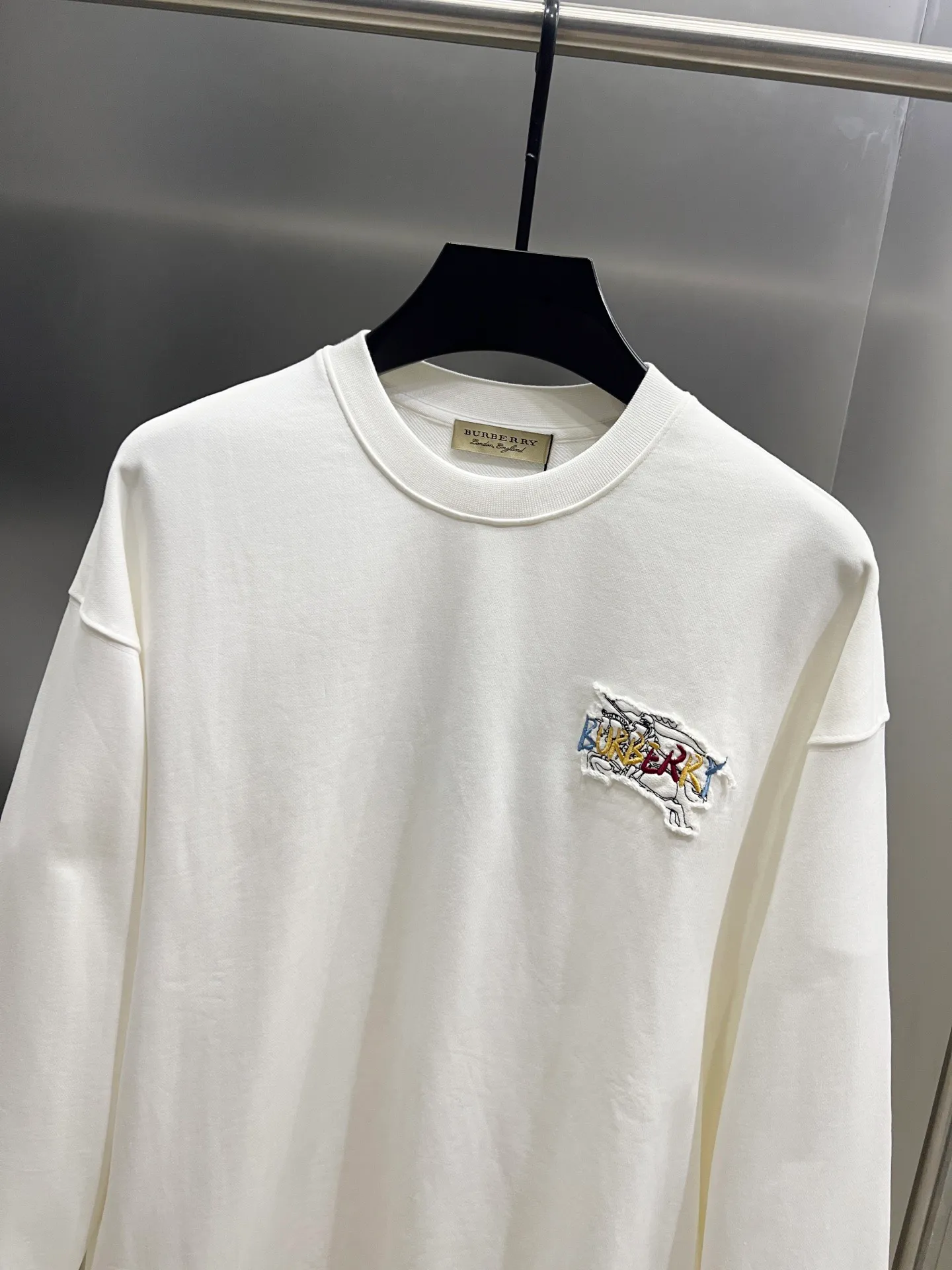 Burberry New Arrival 430 logo Classic Premium ！ Same Style S M L XL XXL Black White